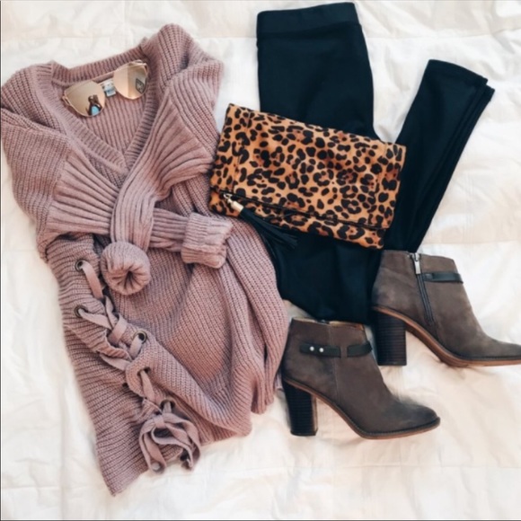 Mysterybox of outfits close to your sizes 100+sold see all the reviews! - Picture 4 of 16